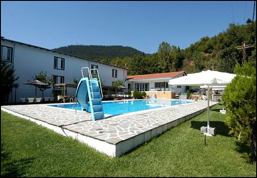 Dryas Resort, Μεγάλο Χωριό, Καρπενήσι Dryas Resort, Μεγάλο Χωριό, Καρπενήσι