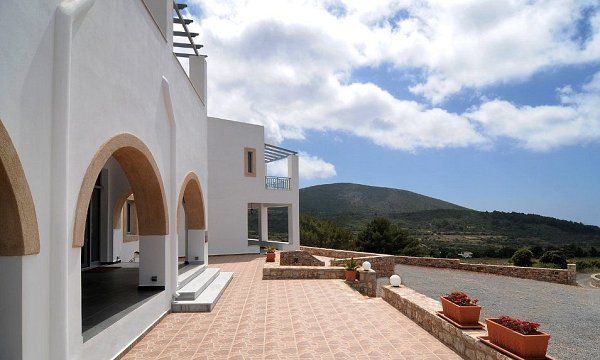 Athena Hotel, Μυλοπόταμος, Κύθηρα Athena Hotel, Μυλοπόταμος, Κύθηρα