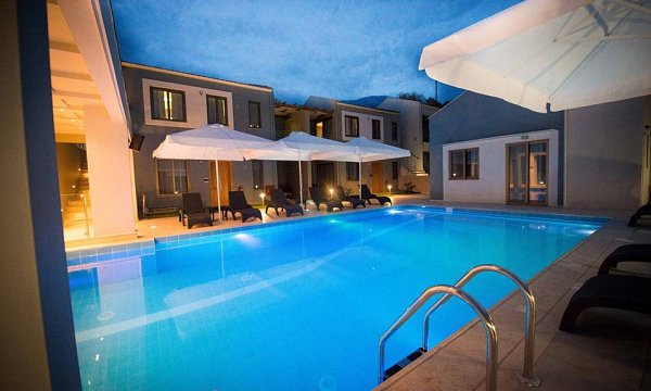 Mantinia Bay, Μικρή Μαντίνεια, Καλαμάτα Mantinia Bay, Μικρή Μαντίνεια, Καλαμάτα