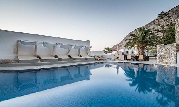 4* Antinea Suites & Spa Hotel, Σαντορίνη 4* Antinea Suites & Spa Hotel, Σαντορίνη