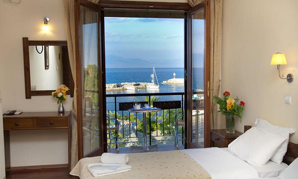 Akroyali Hotel, Άγιος Ανδρέας, Μεσσηνία Akroyali Hotel, Άγιος Ανδρέας, Μεσσηνία