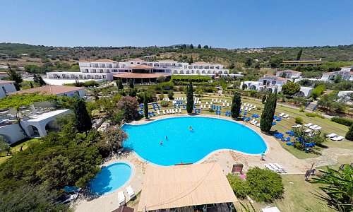Sunrise Village Beach Hotel, Πεταλίδι Μεσσηνίας Sunrise Village Beach Hotel, Πεταλίδι Μεσσηνίας