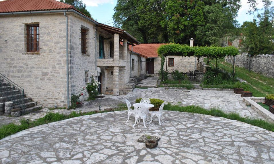 Ξενώνας Ροδάμι - Καλέντζι, Τζουμέρκα, Ιωάννινα