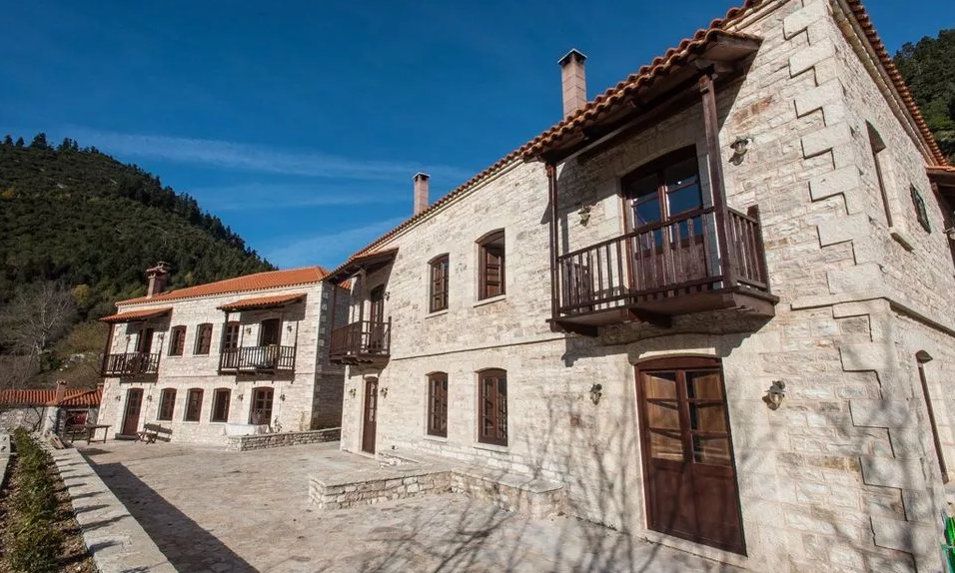 Epoches Luxury Suites - Κορυσχάδες, Καρπενήσι