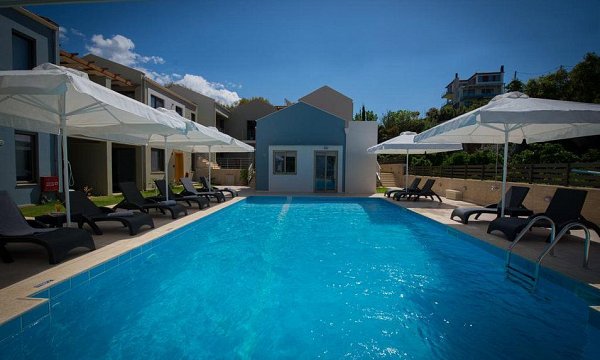Mantinia Bay, Μικρή Μαντίνεια, Καλαμάτα Mantinia Bay, Μικρή Μαντίνεια, Καλαμάτα