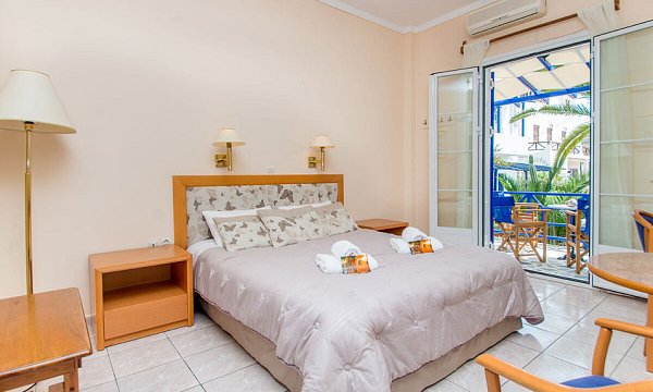 Syros Atlantis Hotel, Βάρη, Σύρος Syros Atlantis Hotel, Βάρη, Σύρος