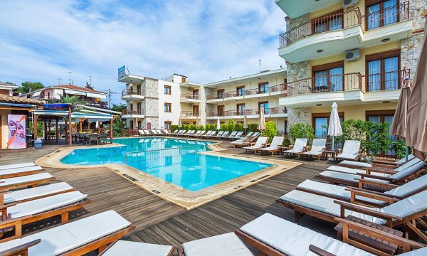Nereides Hotel, Χανιώτη, Χαλκιδική Nereides Hotel, Χανιώτη, Χαλκιδική
