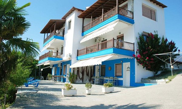Demi Studios, Αμμουλιανή, Χαλκιδική Demi Studios, Αμμουλιανή, Χαλκιδική