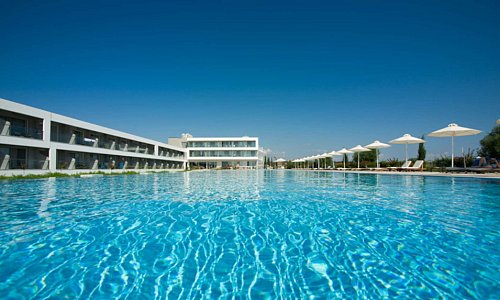 Buca Beach Club Resort, Παραλία Ανάληψη, Μεσσηνία Buca Beach Club Resort, Παραλία Ανάληψη, Μεσσηνία