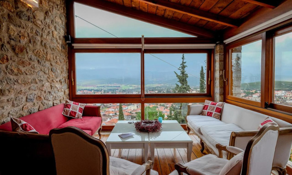 Kiriaki Traditional Hotel & Junior Suites - Αμφίκλεια