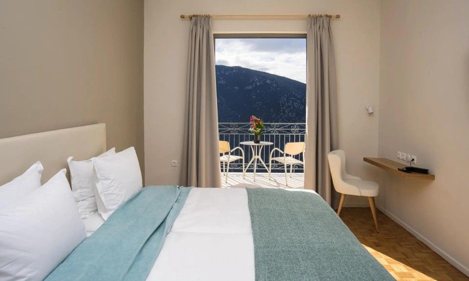 V Hotel Delphi - Δελφοί