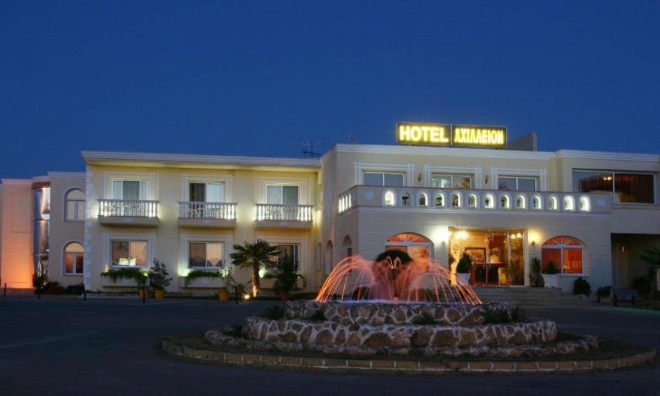Achillion Palace - Δράμα