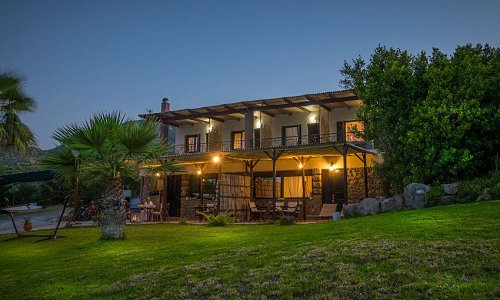 Cavo Petra, Μέθανα Cavo Petra, Μέθανα