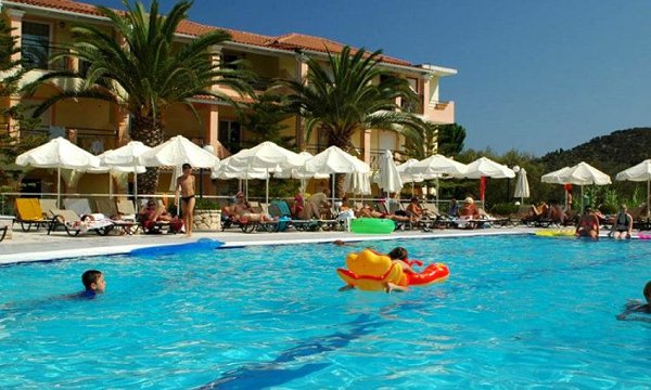 Letsos Hotel, Αλυκανάς, Ζάκυνθος Letsos Hotel, Αλυκανάς, Ζάκυνθος