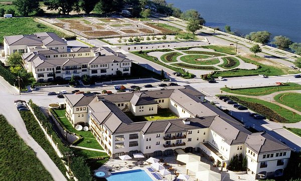Du Lac Hotel Congress Center & Spa, Ιωάννινα Du Lac Hotel Congress Center & Spa, Ιωάννινα